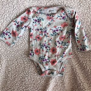 Carter’s 3m long sleeve onesie